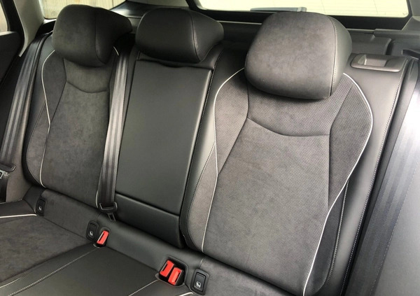Volkswagen Passat cena 208850 przebieg: 8, rok produkcji 2024 z Olsztyn małe 326